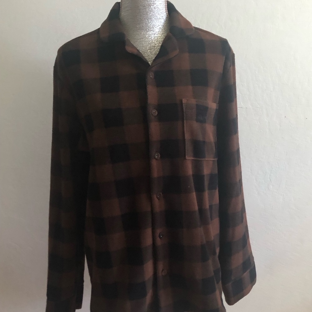 SKIMS bottoms in front one pocket long sleeves cardigan